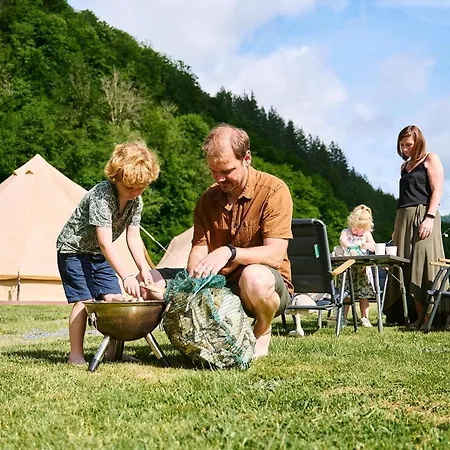 Tipi Tent In Vallei Aan De Semois